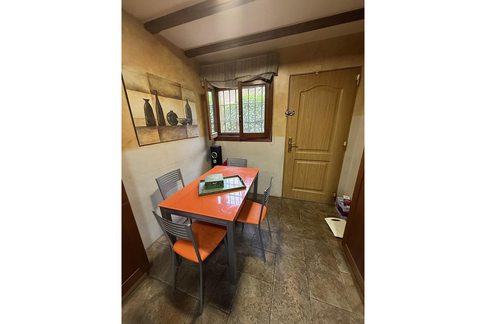 Resale - Villa -
Elda