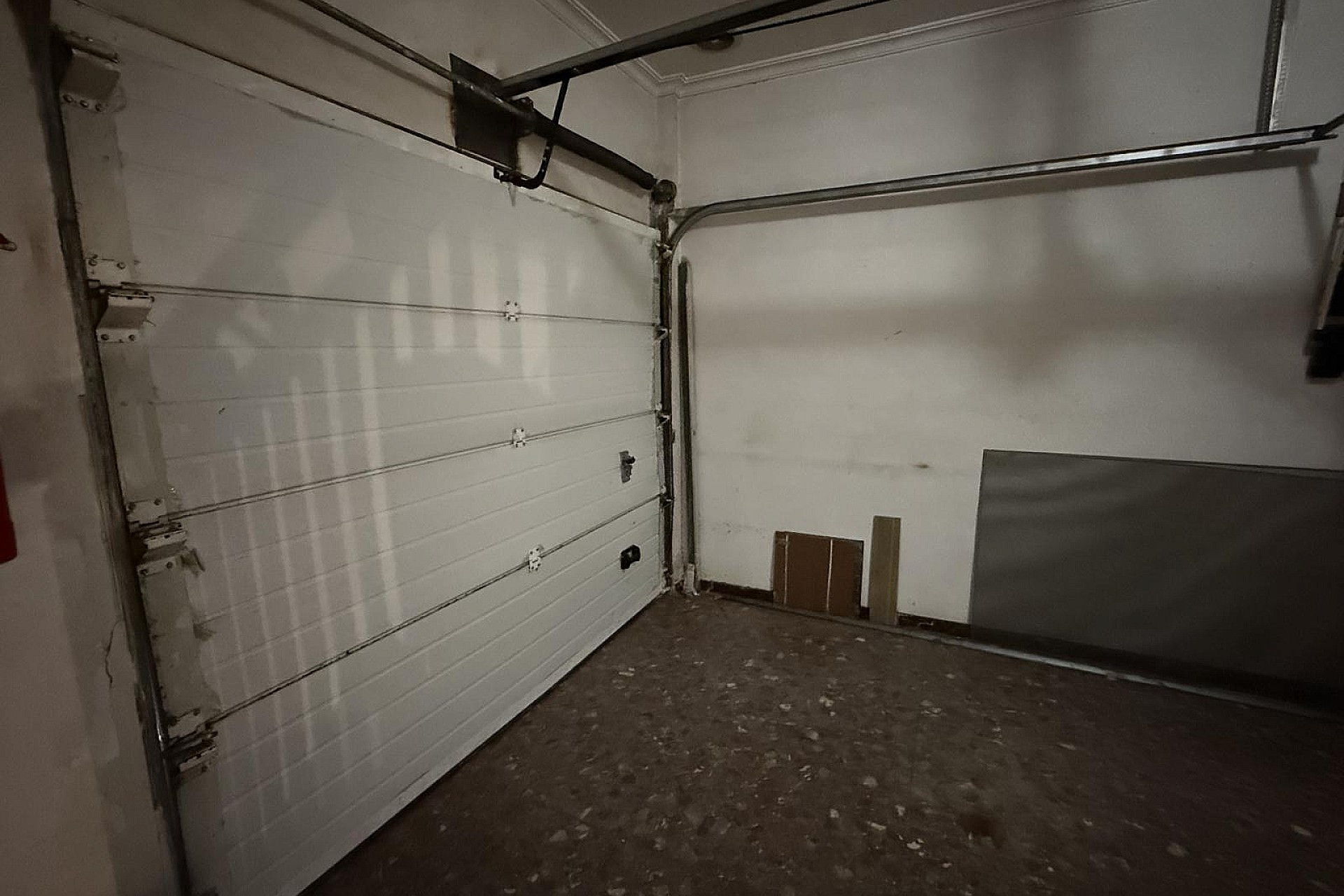 Resale - Villa -
Elda