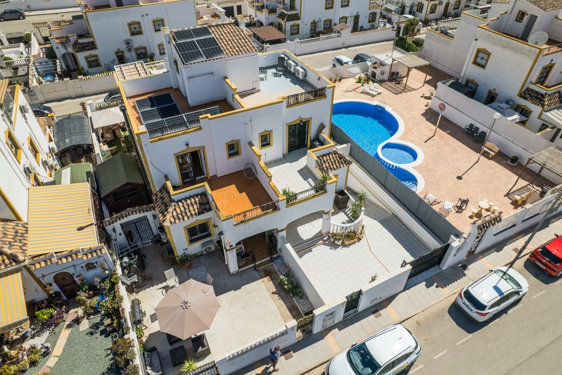 Resale - Villa -
Entre Naranjos - Inland