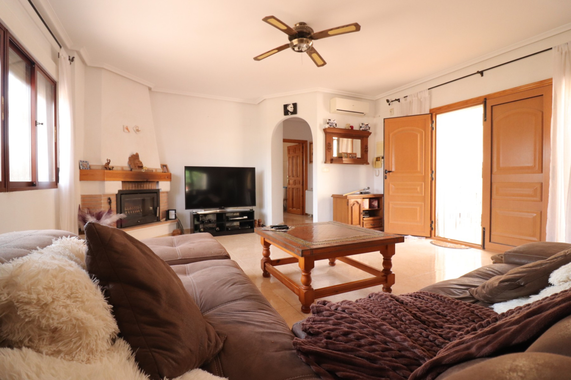 Resale - Villa -
Formentera del Segura - Fincas de La Vega