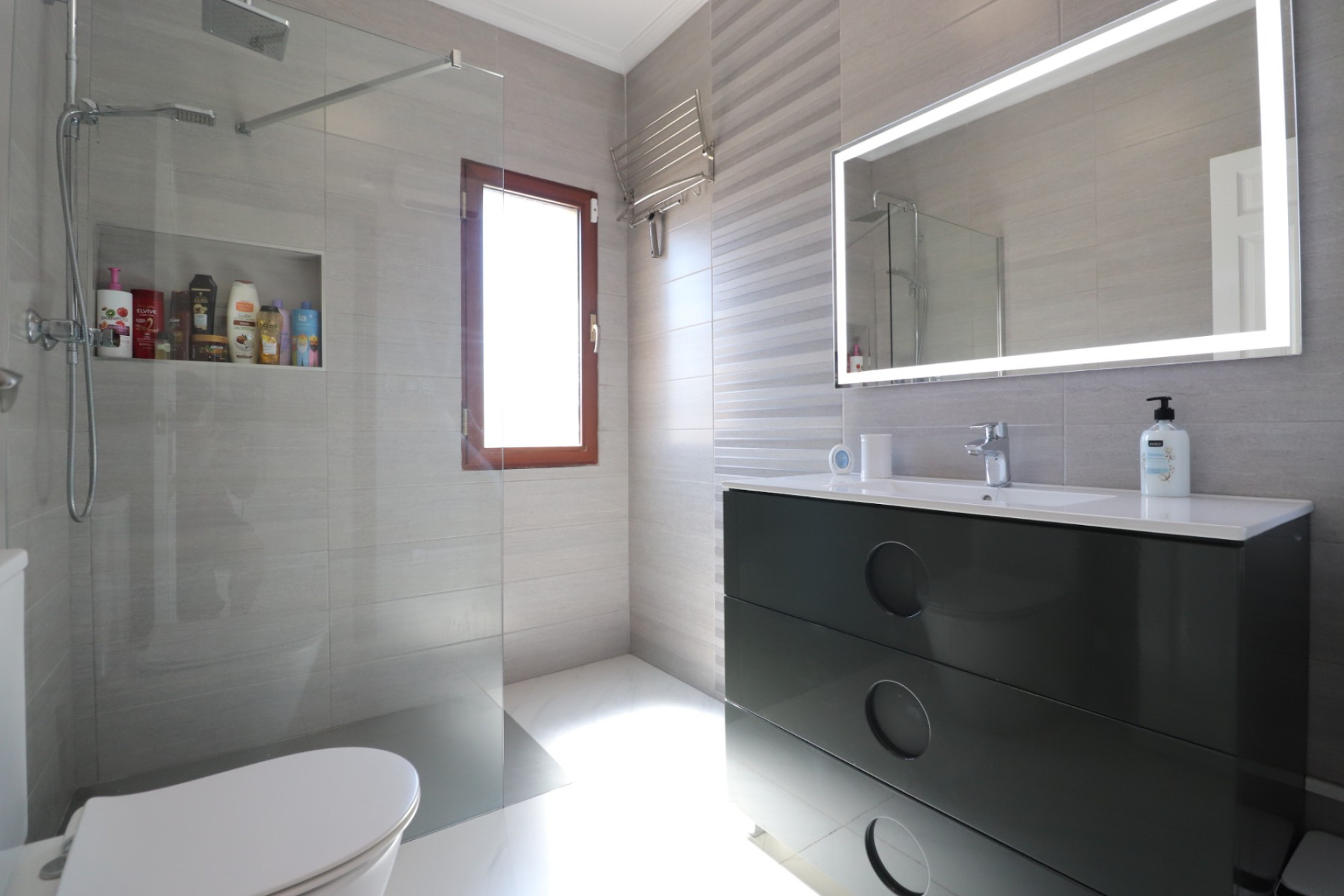 Resale - Villa -
Formentera del Segura - Fincas de La Vega