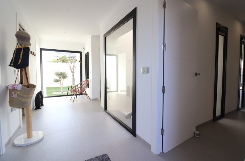 Resale - Villa -
Formentera del Segura - Fincas de La Vega