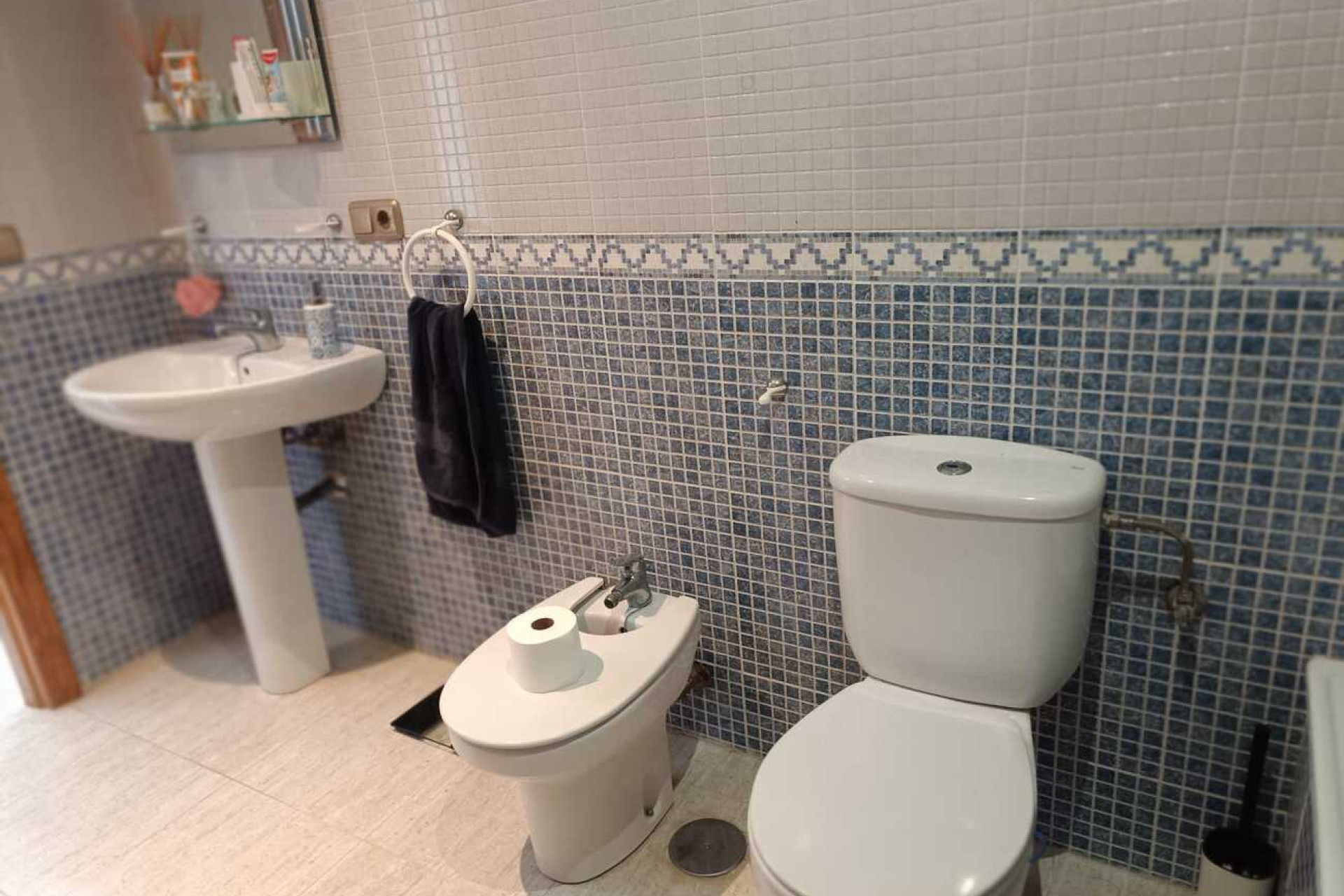 Resale - Villa -
Fortuna - El Reloj