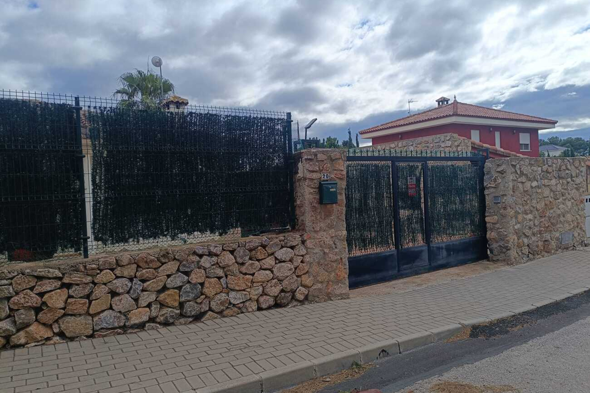 Resale - Villa -
Fortuna - El Reloj