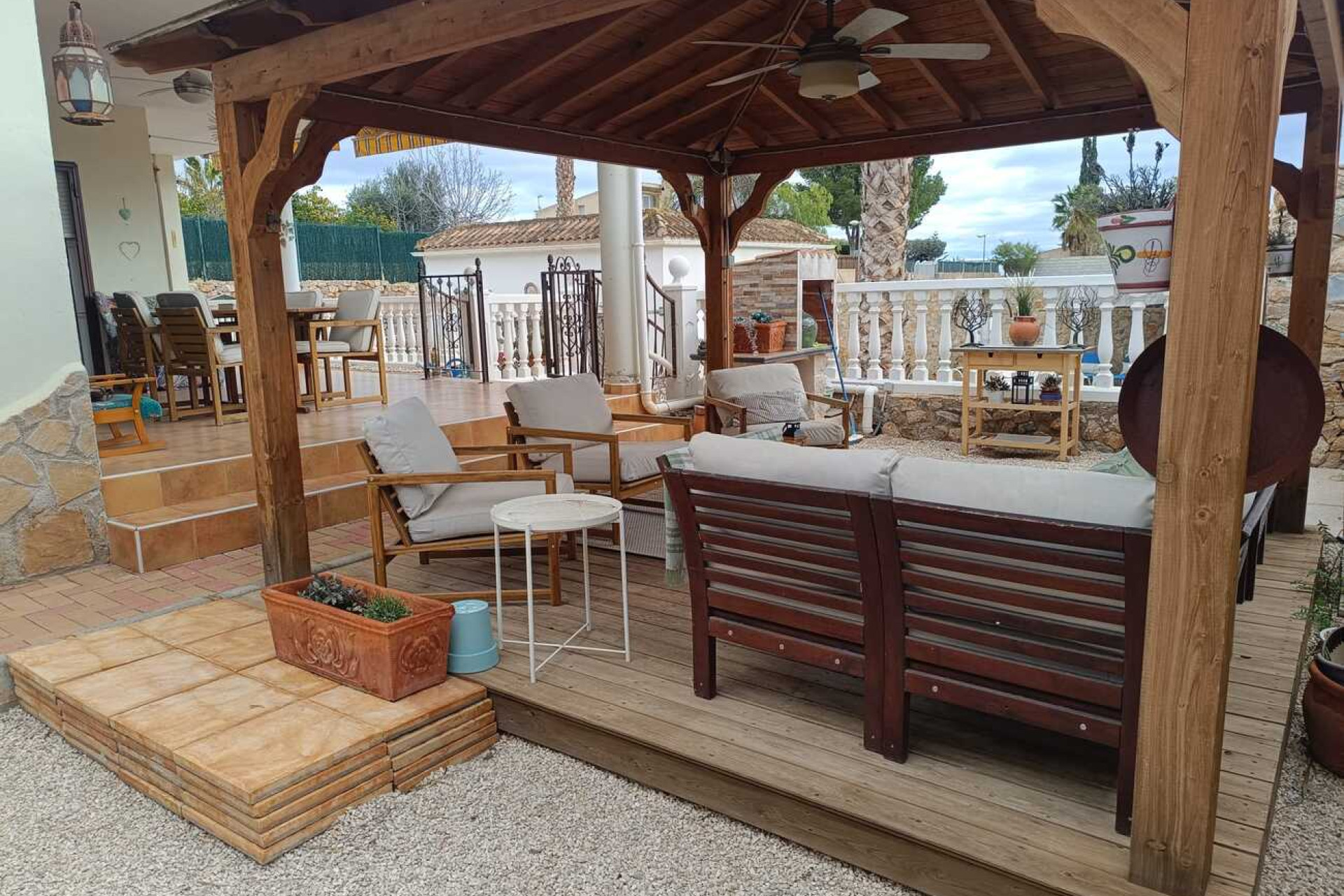 Resale - Villa -
Fortuna - El Reloj