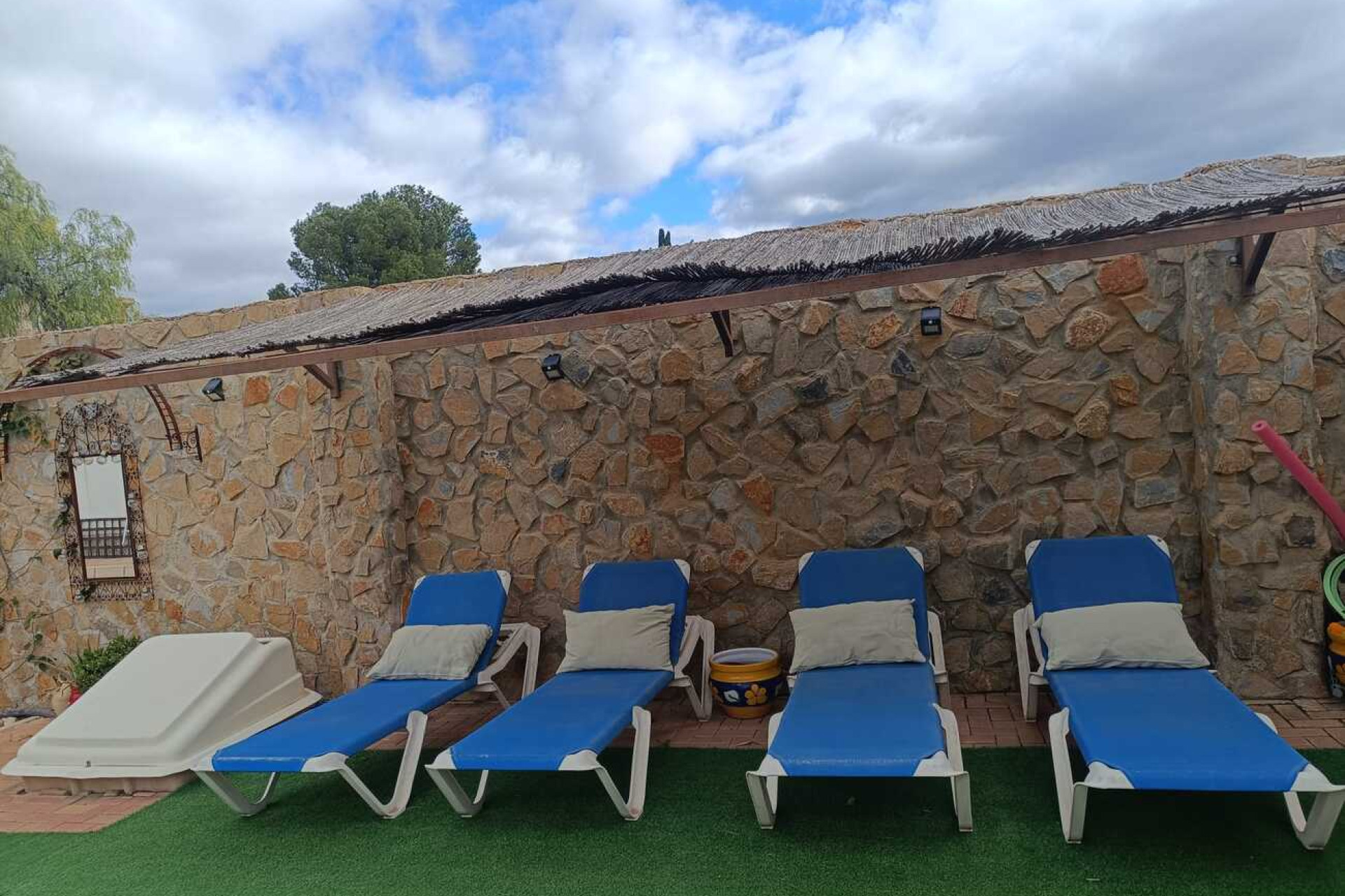 Resale - Villa -
Fortuna - El Reloj