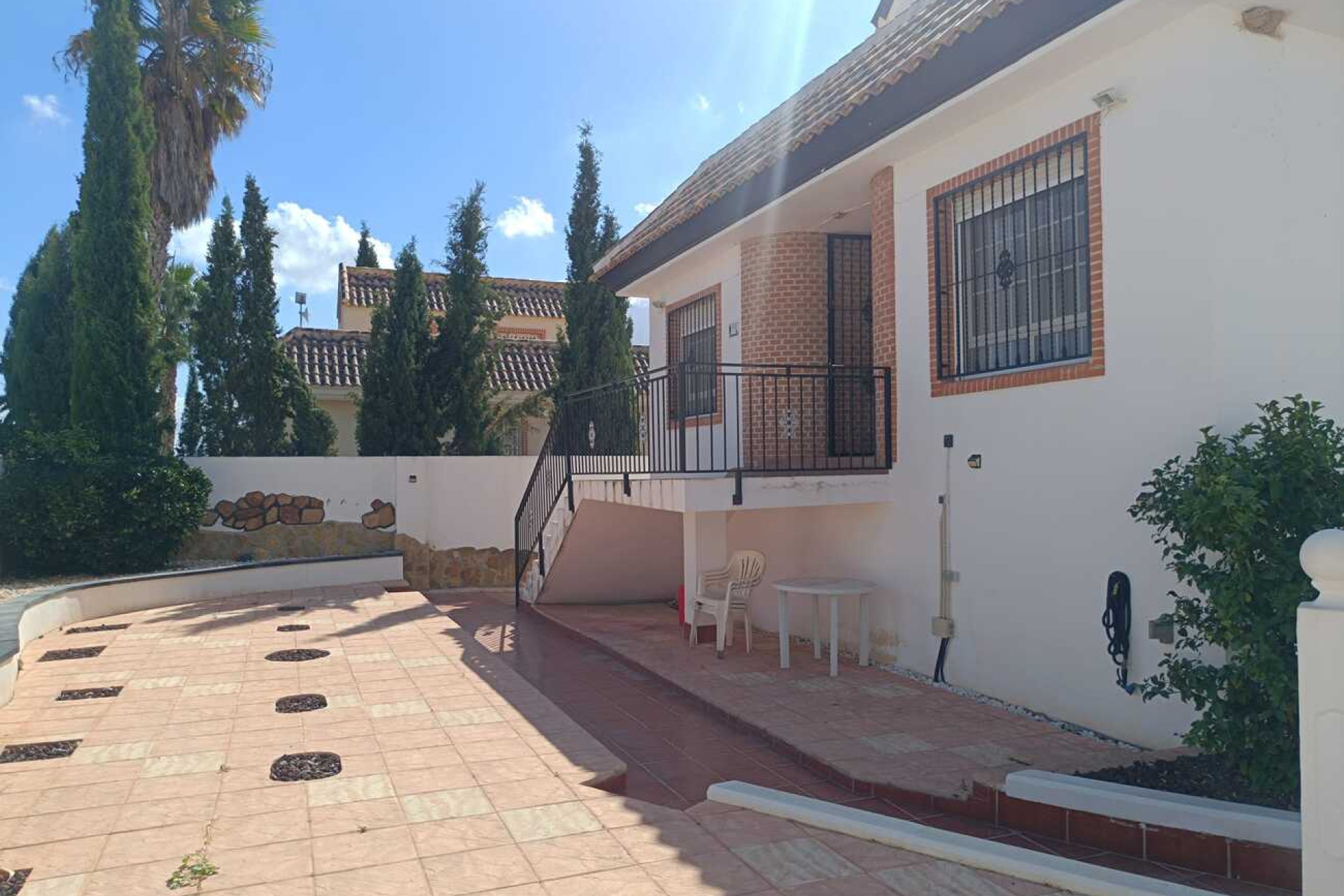 Resale - Villa -
Fortuna - El Reloj