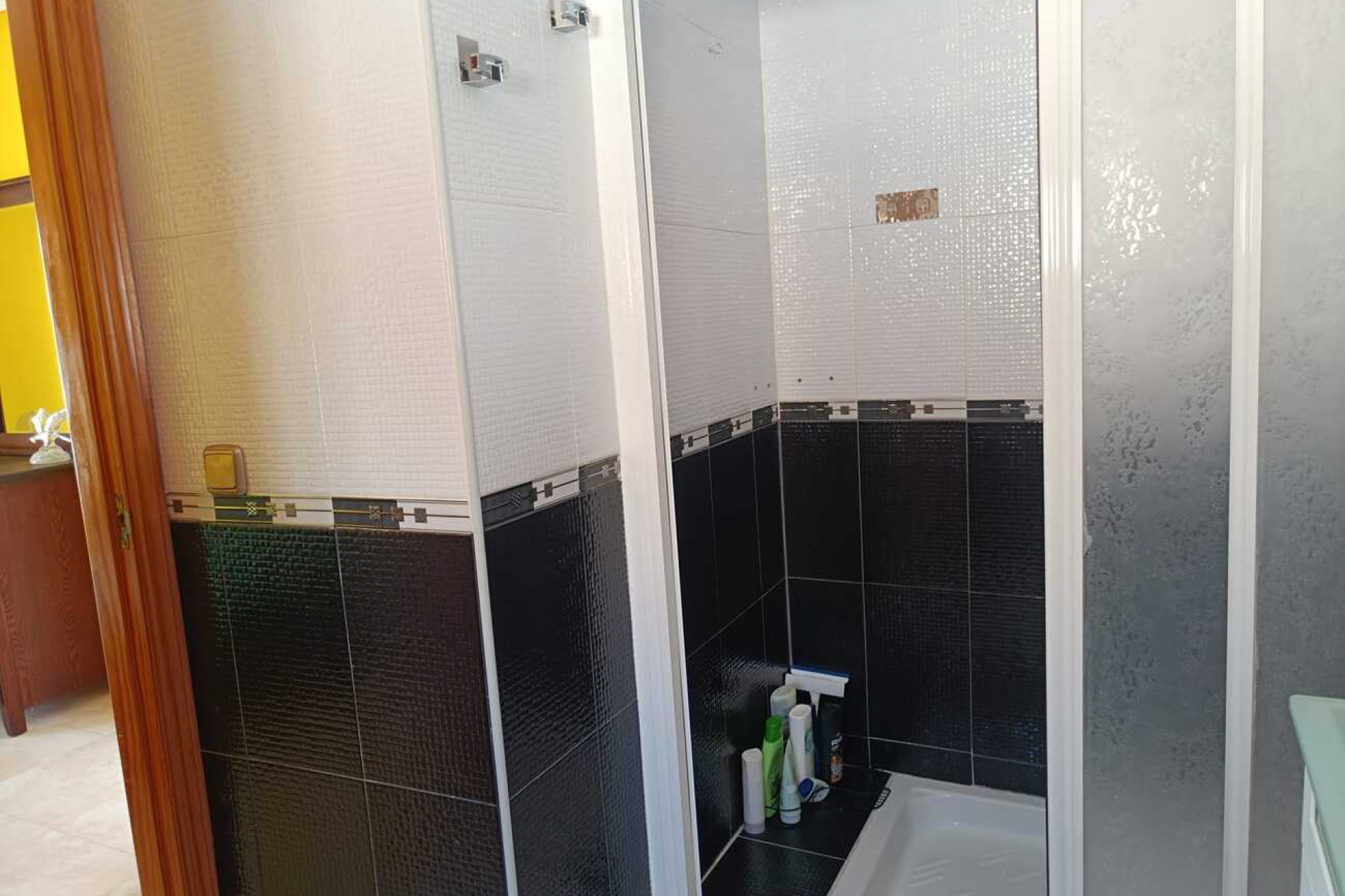 Resale - Villa -
Fortuna - El Reloj