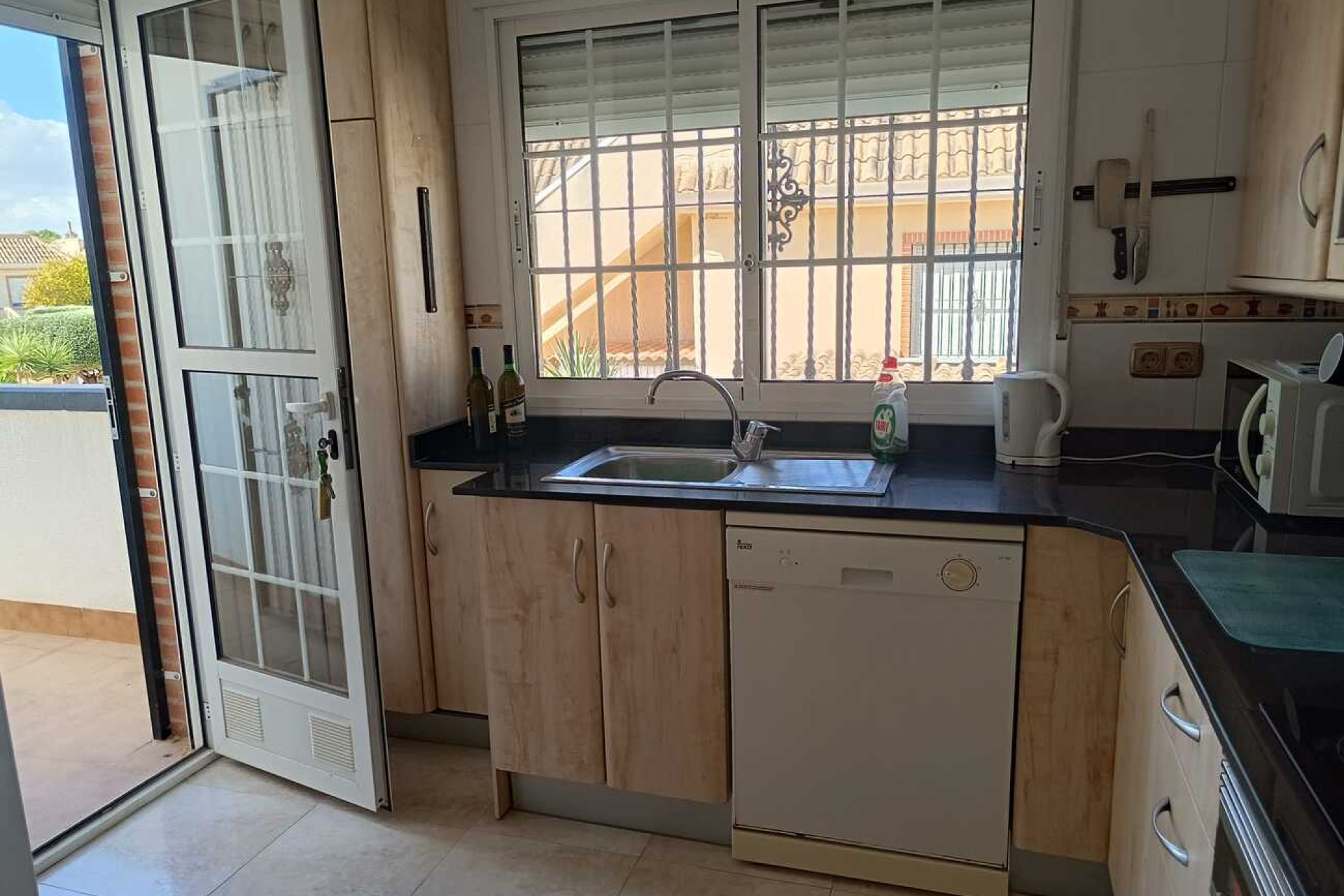 Resale - Villa -
Fortuna - El Reloj