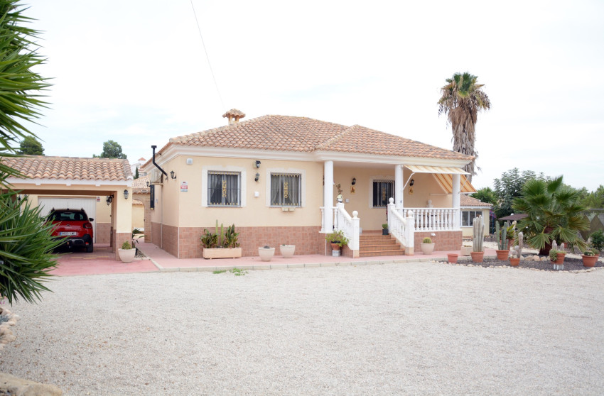 Resale - Villa -
Fortuna - FORTUNA