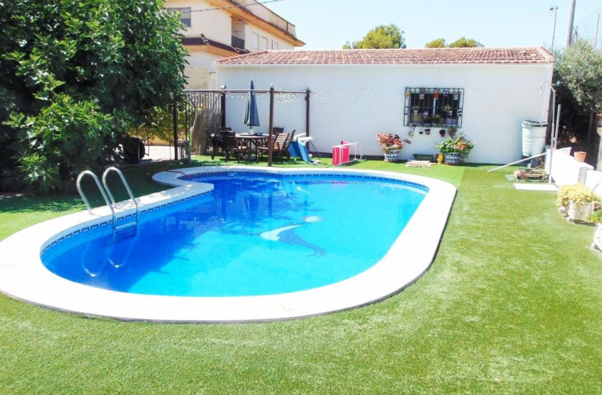 Resale - Villa -
Fortuna - FORTUNA