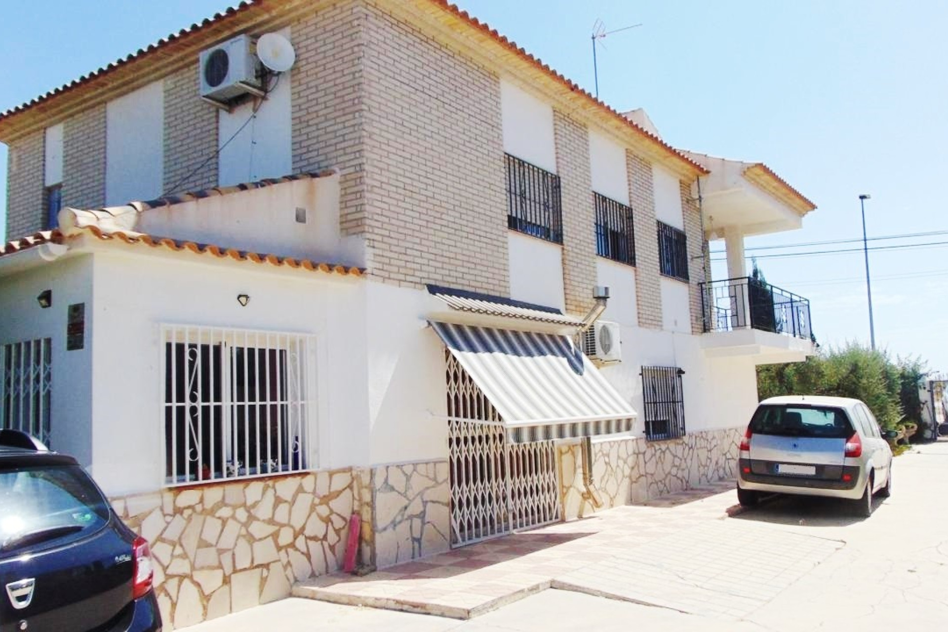 Resale - Villa -
Fortuna - FORTUNA