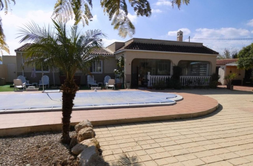Resale - Villa -
Fortuna - FORTUNA