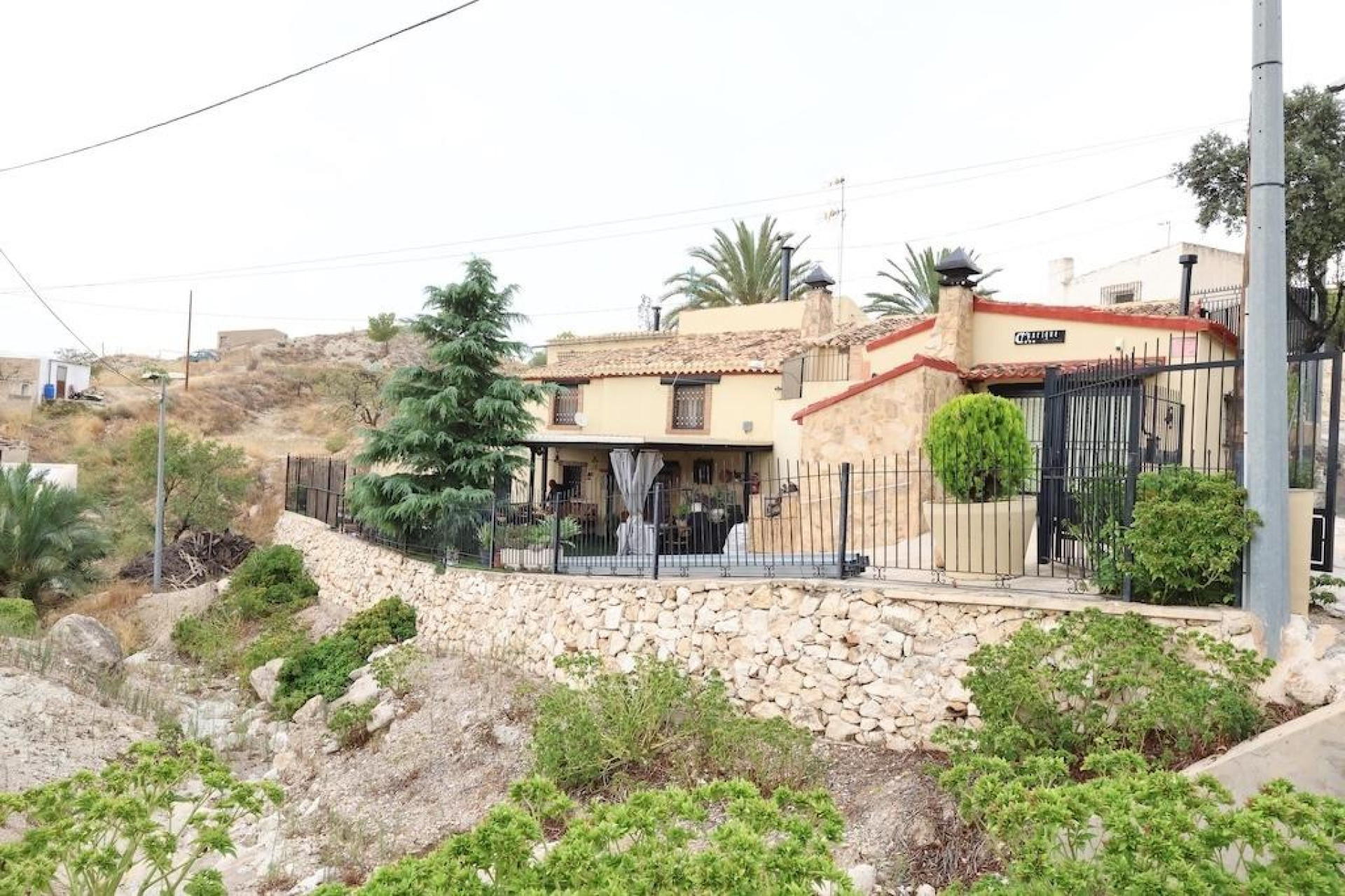 Resale - Villa -
Fortuna - Inland