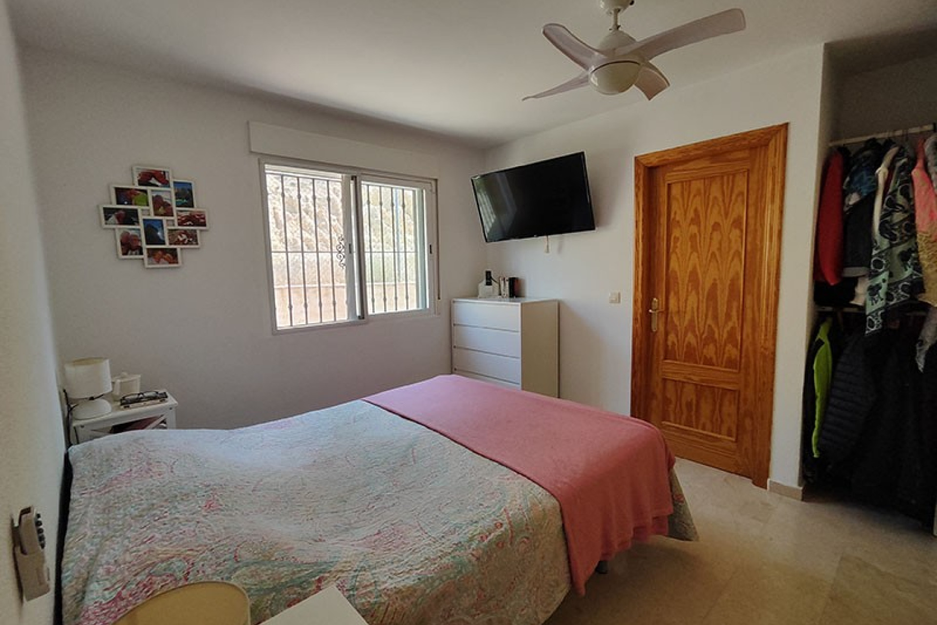 Resale - Villa -
Fortuna - Las Casicas