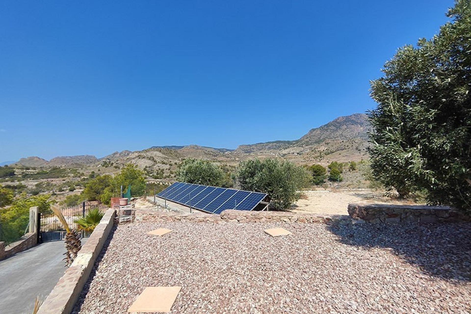 Resale - Villa -
Fortuna - Las Casicas