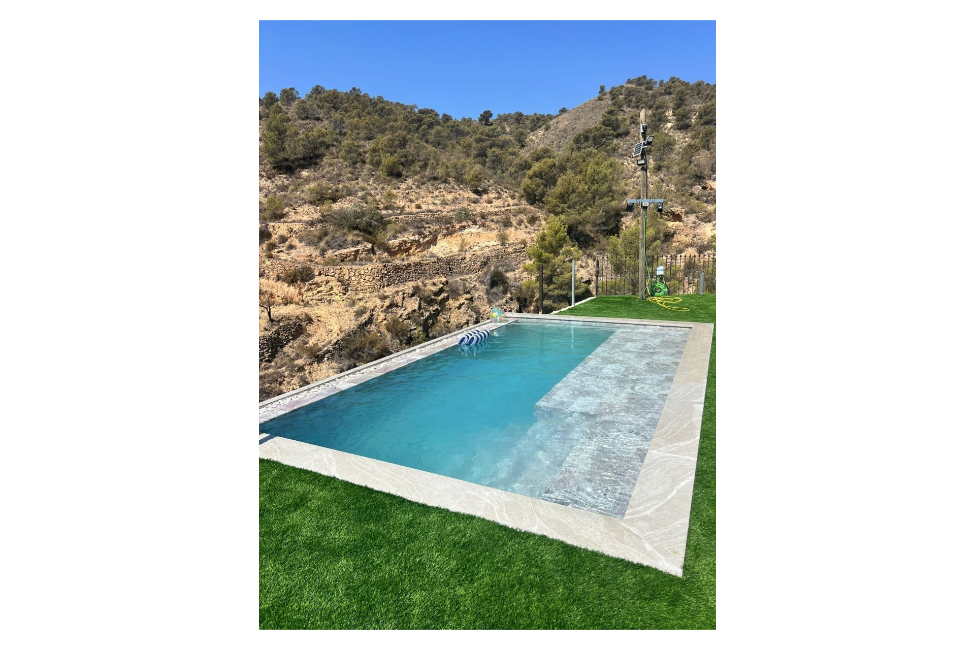 Resale - Villa -
Fortuna