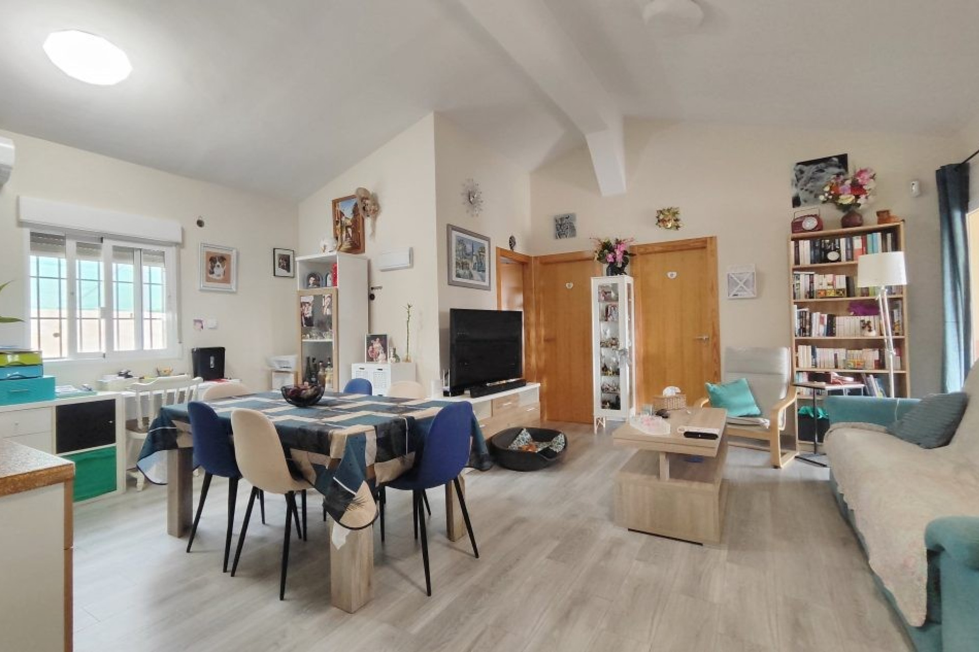 Resale - Villa -
Fortuna