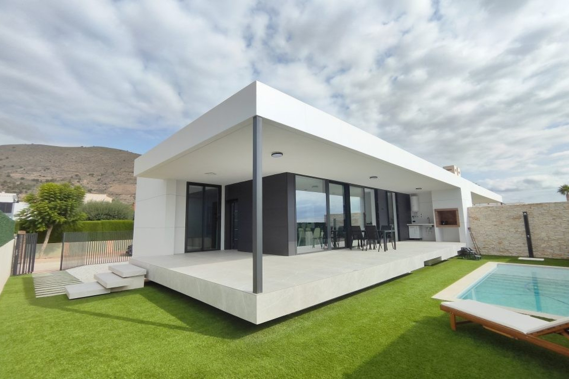 Resale - Villa -
Fortuna