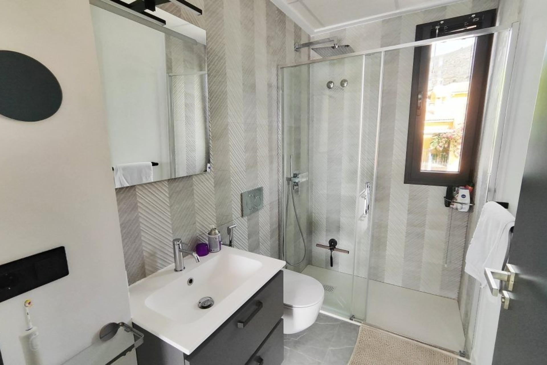 Resale - Villa -
Fortuna