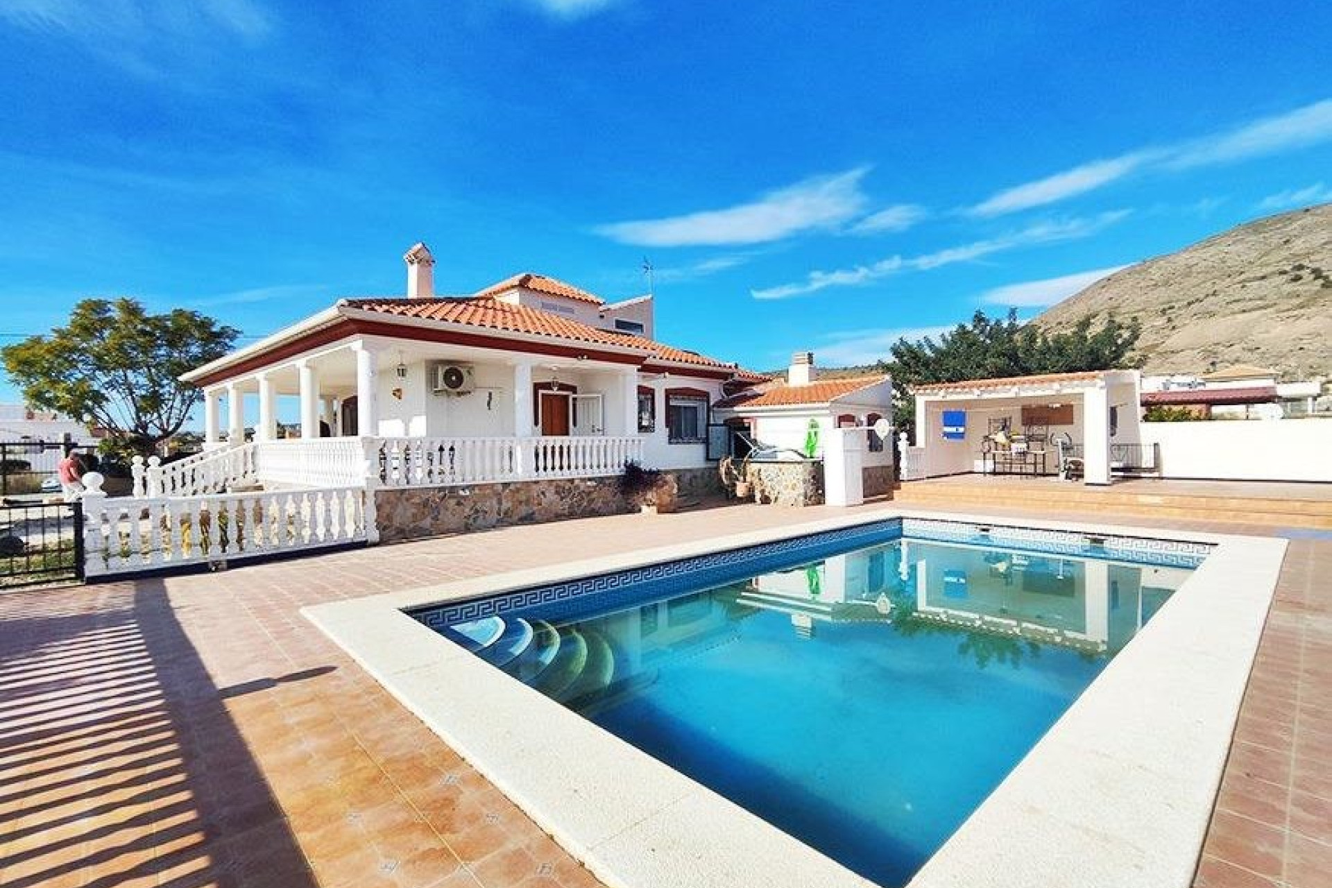 Resale - Villa -
Fortuna