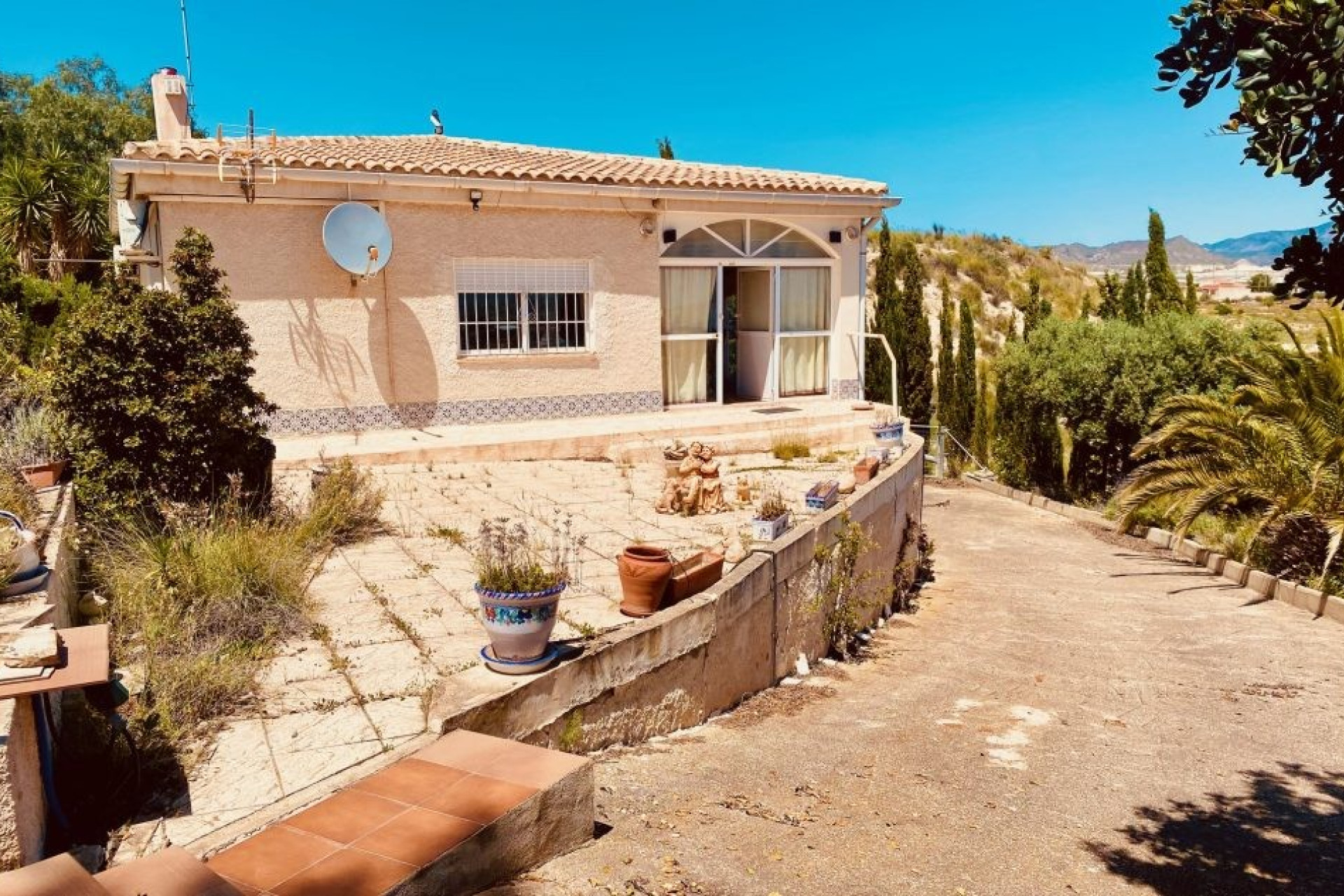 Resale - Villa -
Fortuna