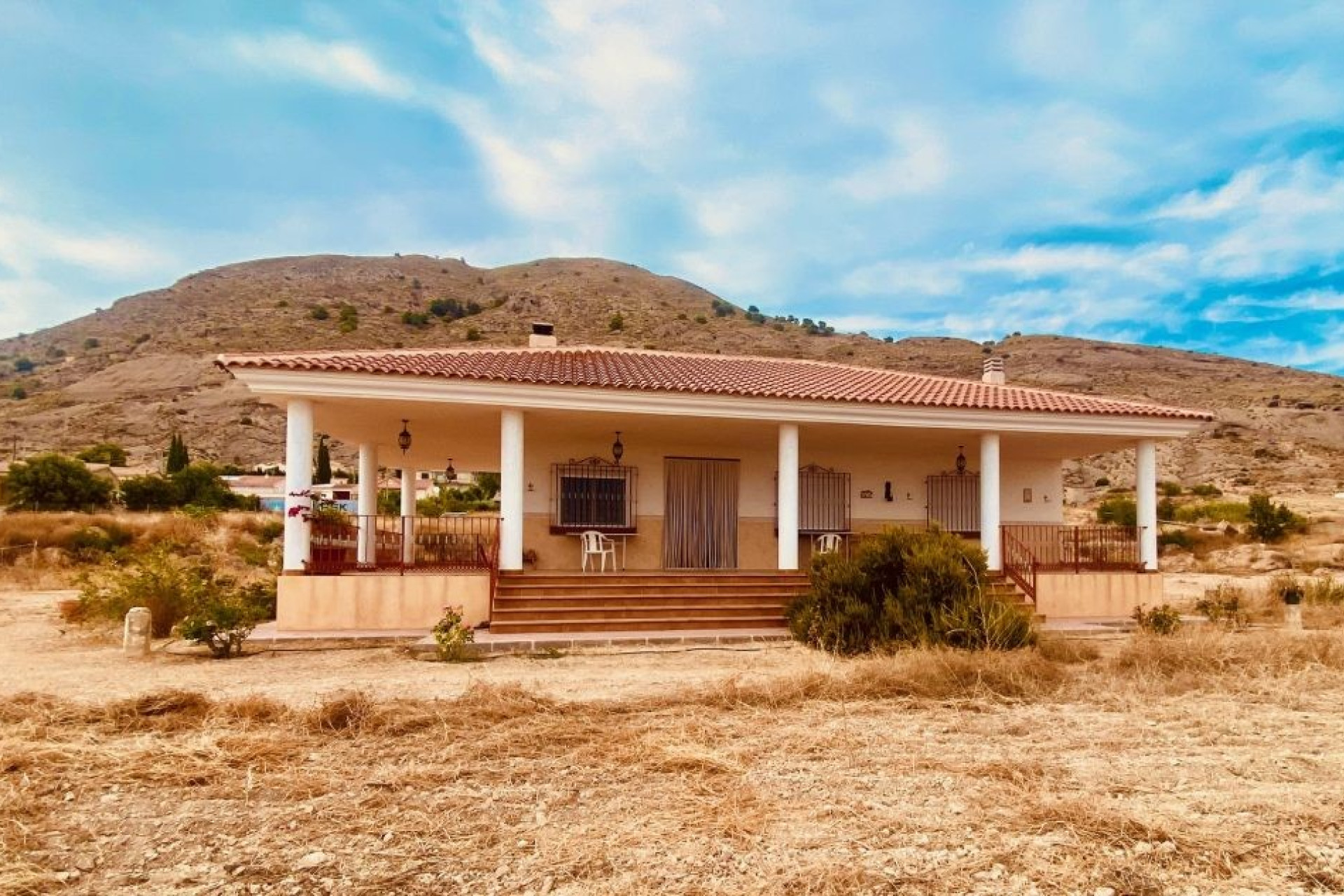 Resale - Villa -
Fortuna