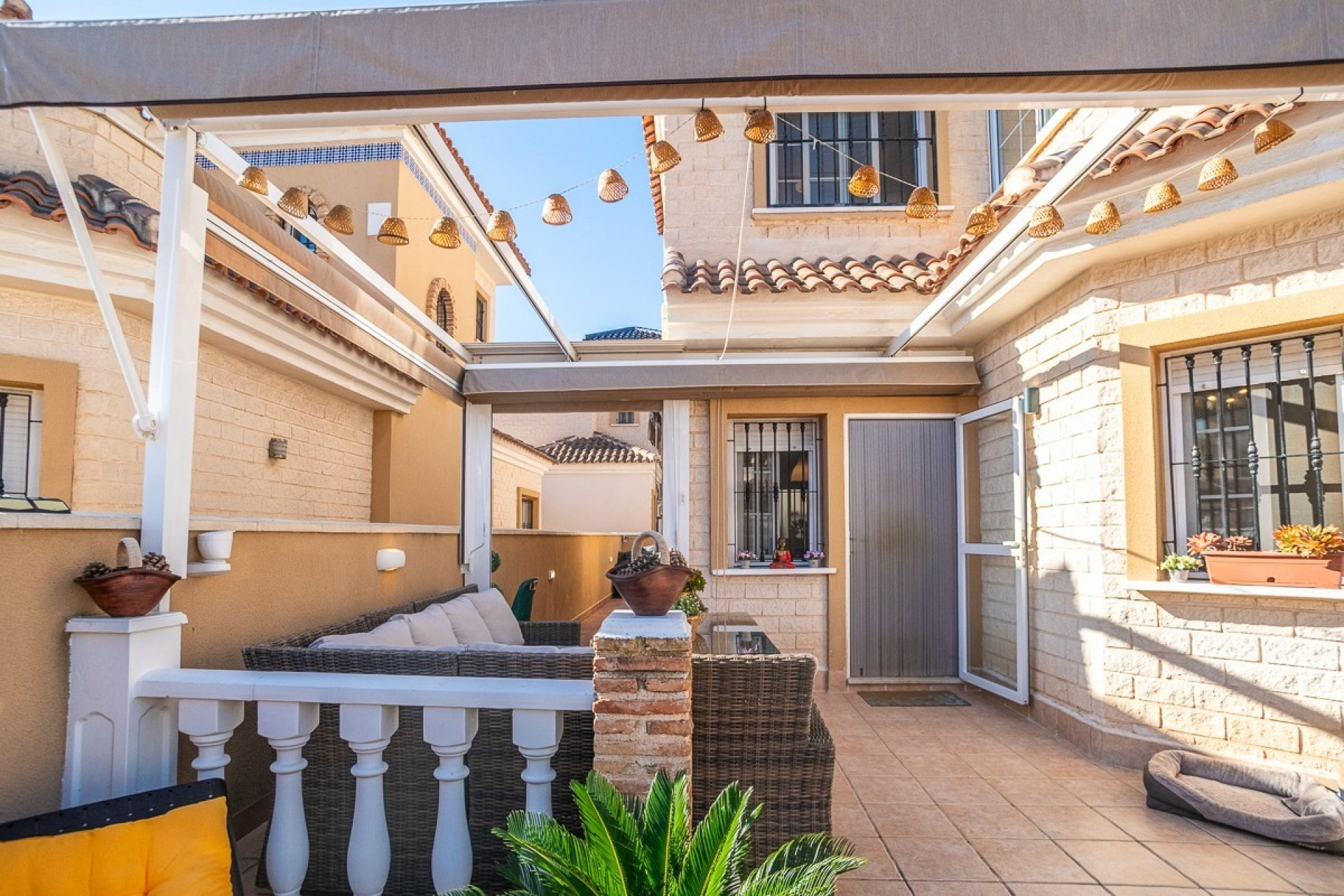Resale - Villa -
Guardamar del Segura - Guardamar - El Raso