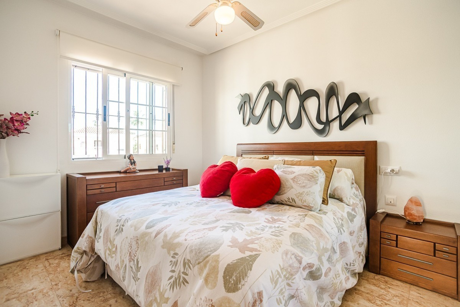 Resale - Villa -
Guardamar del Segura