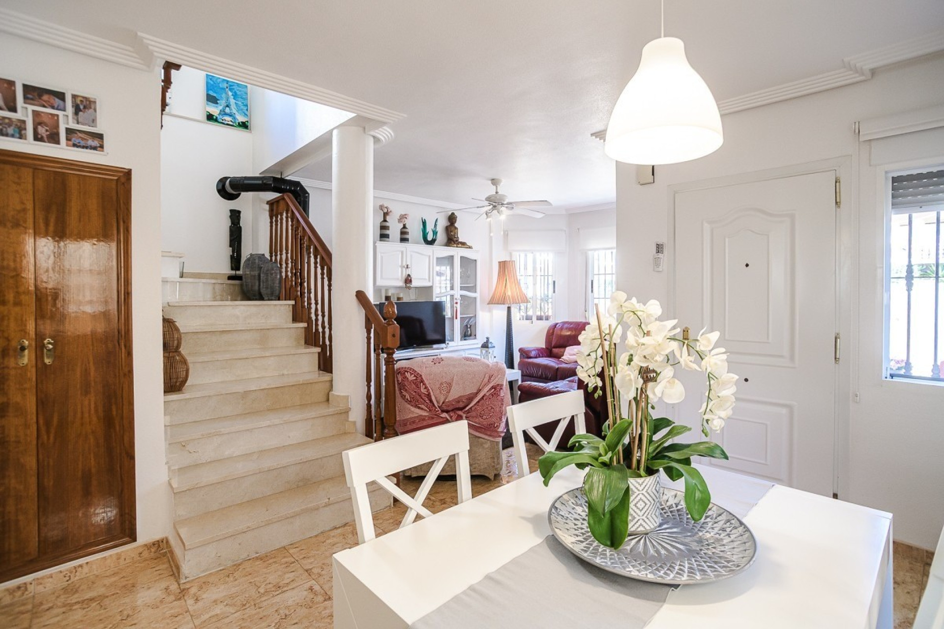 Resale - Villa -
Guardamar del Segura