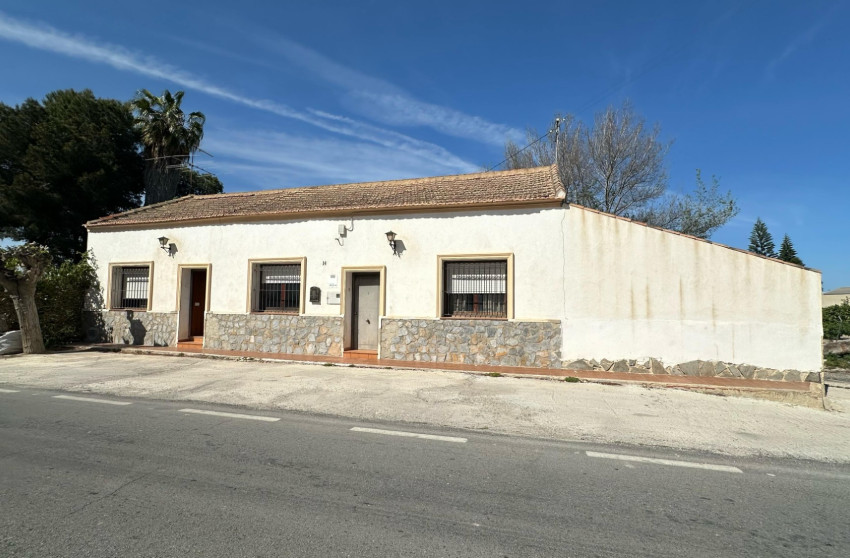 Resale - Villa -
Heredades - Heredades - Village