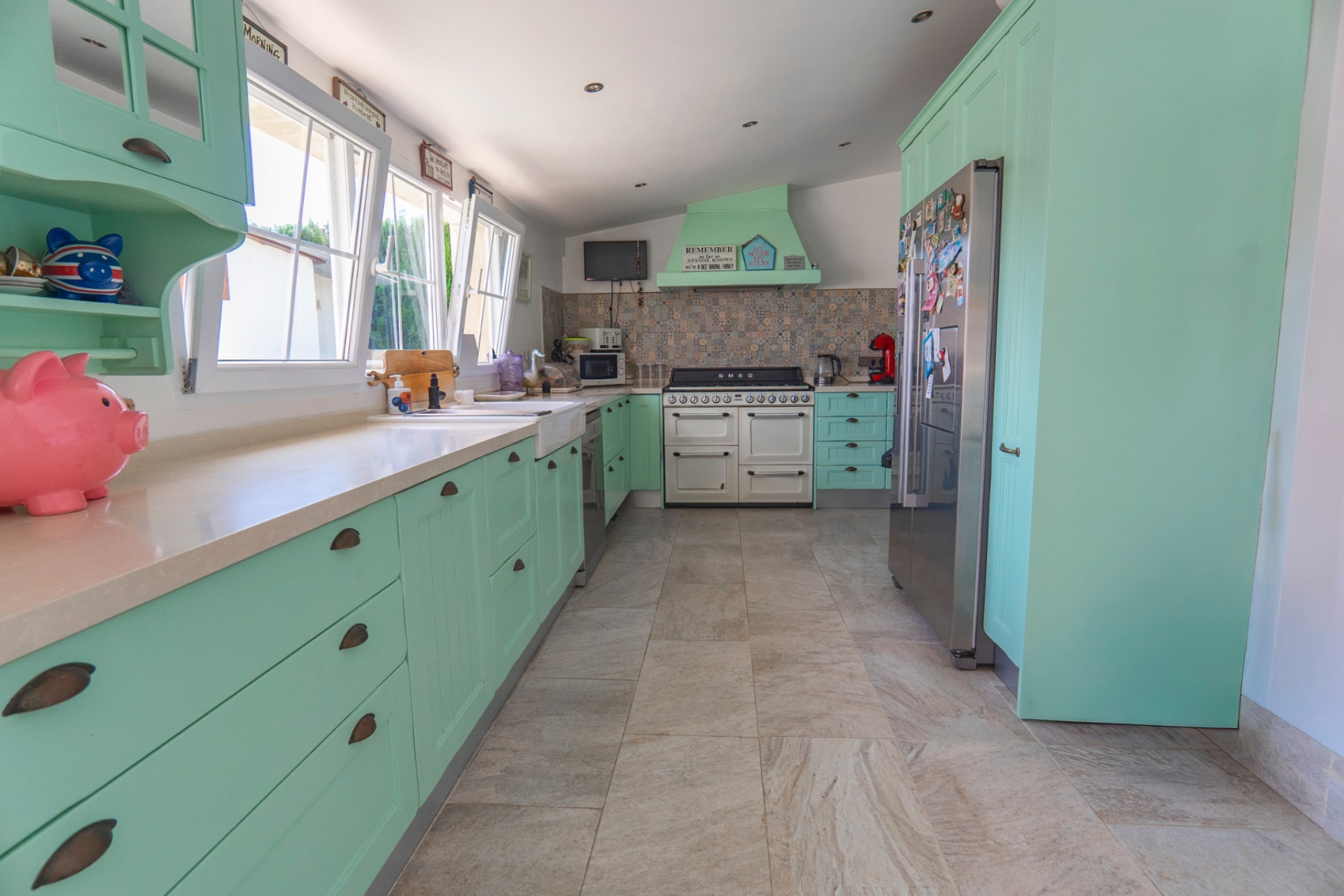 Resale - Villa -
Heredades