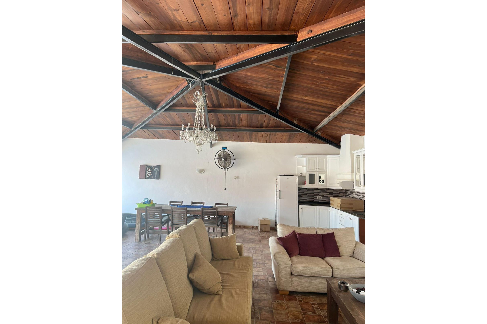 Resale - Villa -
Heredades