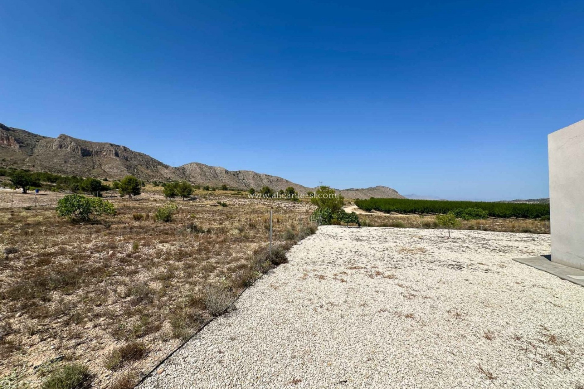 Resale - Villa -
Hondón de las Nieves - HONDON DE LAS NIEVES