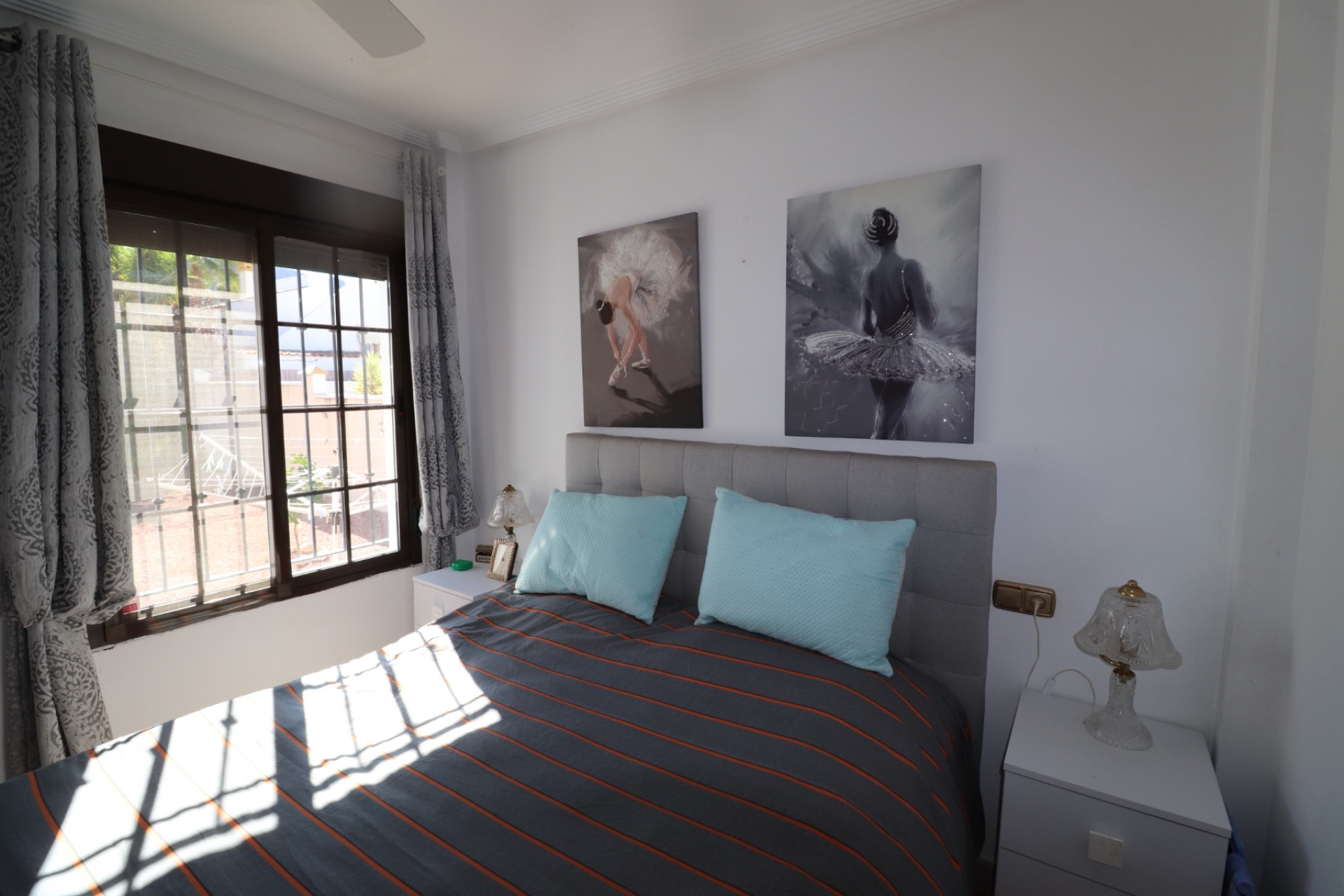 Resale - Villa -
Hondón de las Nieves - HONDON DE LAS NIEVES