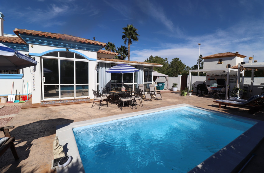 Resale - Villa -
Hondón de las Nieves - HONDON DE LAS NIEVES