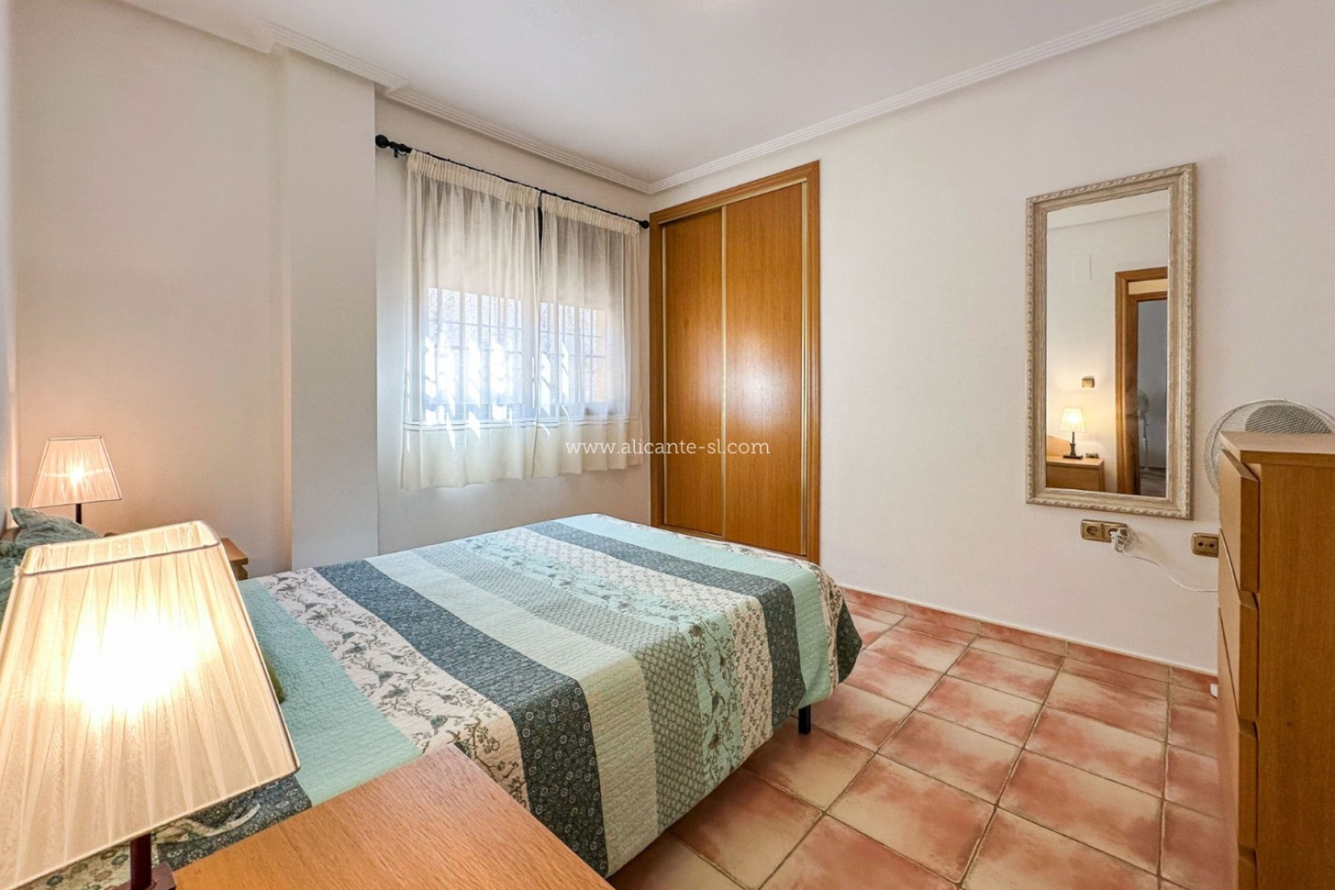 Resale - Villa -
Hondón de las Nieves - HONDON DE LAS NIEVES