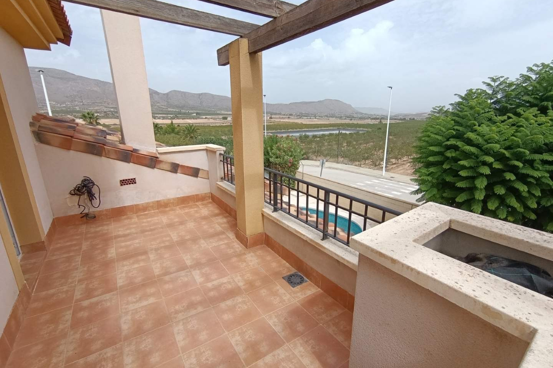 Resale - Villa -
Hondón de las Nieves - HONDON DE LAS NIEVES