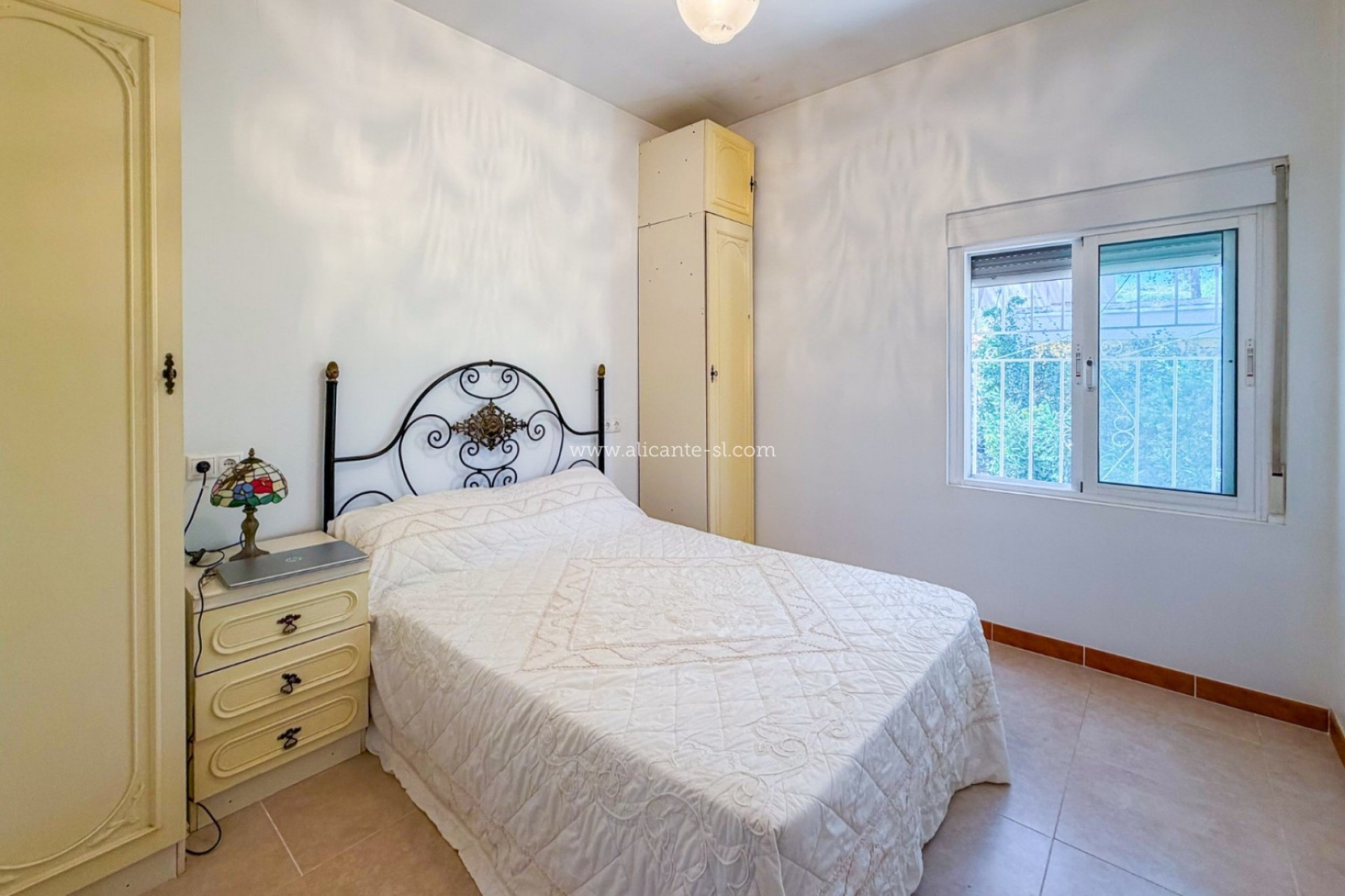 Resale - Villa -
Hondón de las Nieves - HONDON DE LAS NIEVES