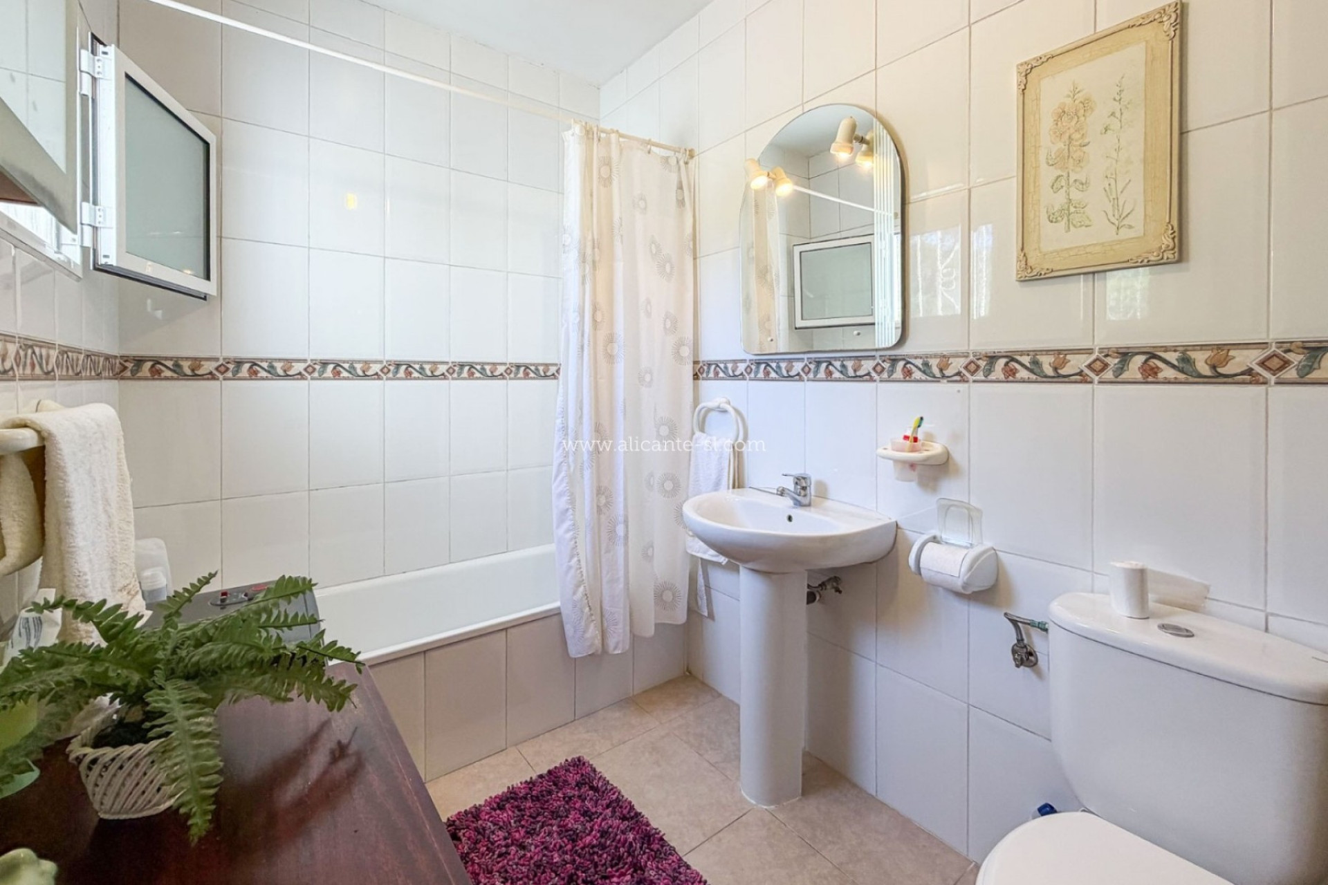 Resale - Villa -
Hondón de las Nieves - HONDON DE LAS NIEVES
