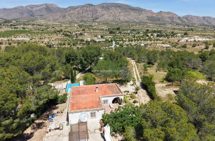 Resale - Villa -
Hondón de las Nieves - HONDON DE LAS NIEVES