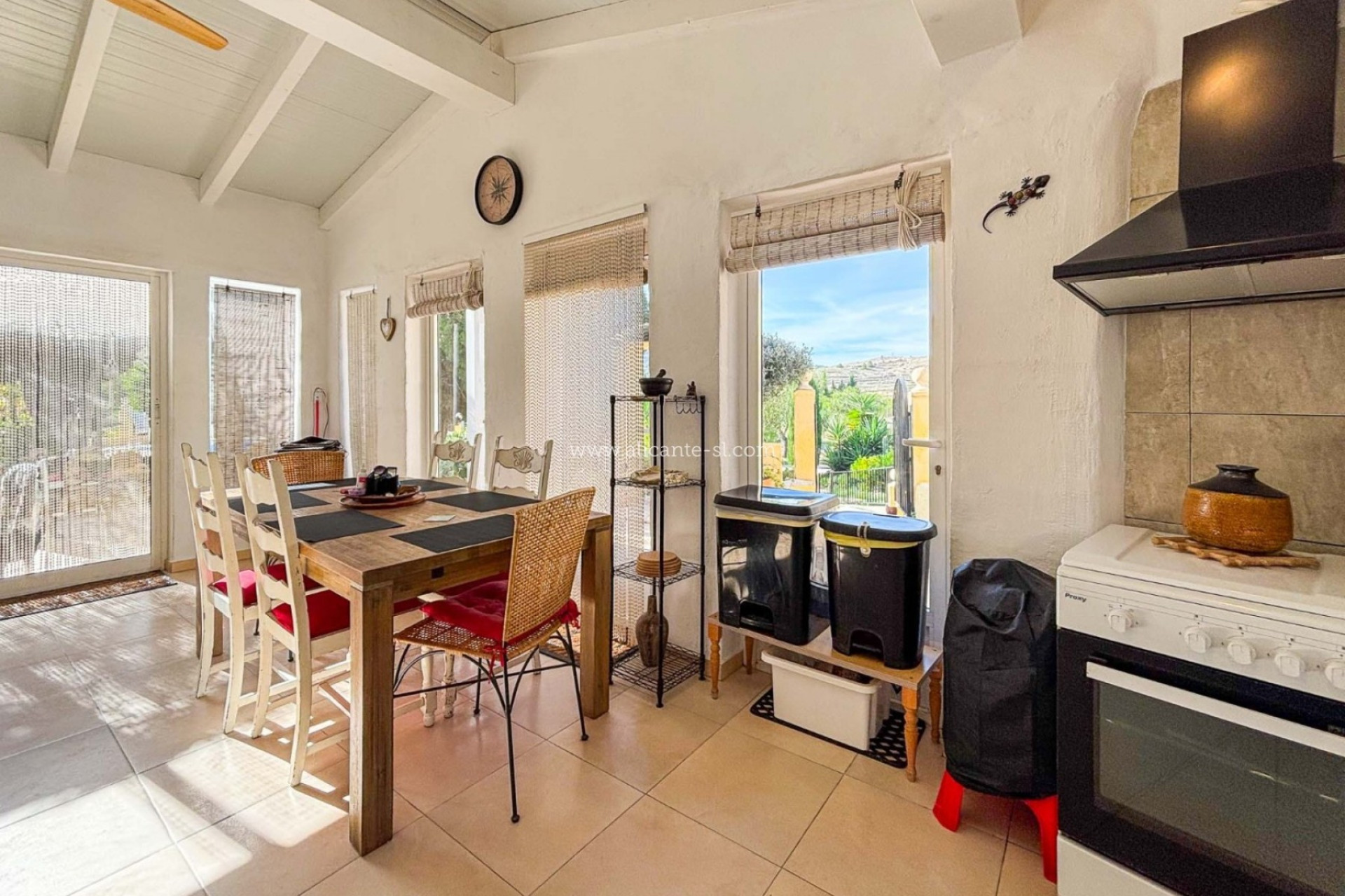 Resale - Villa -
Hondón de las Nieves - HONDON DE LAS NIEVES