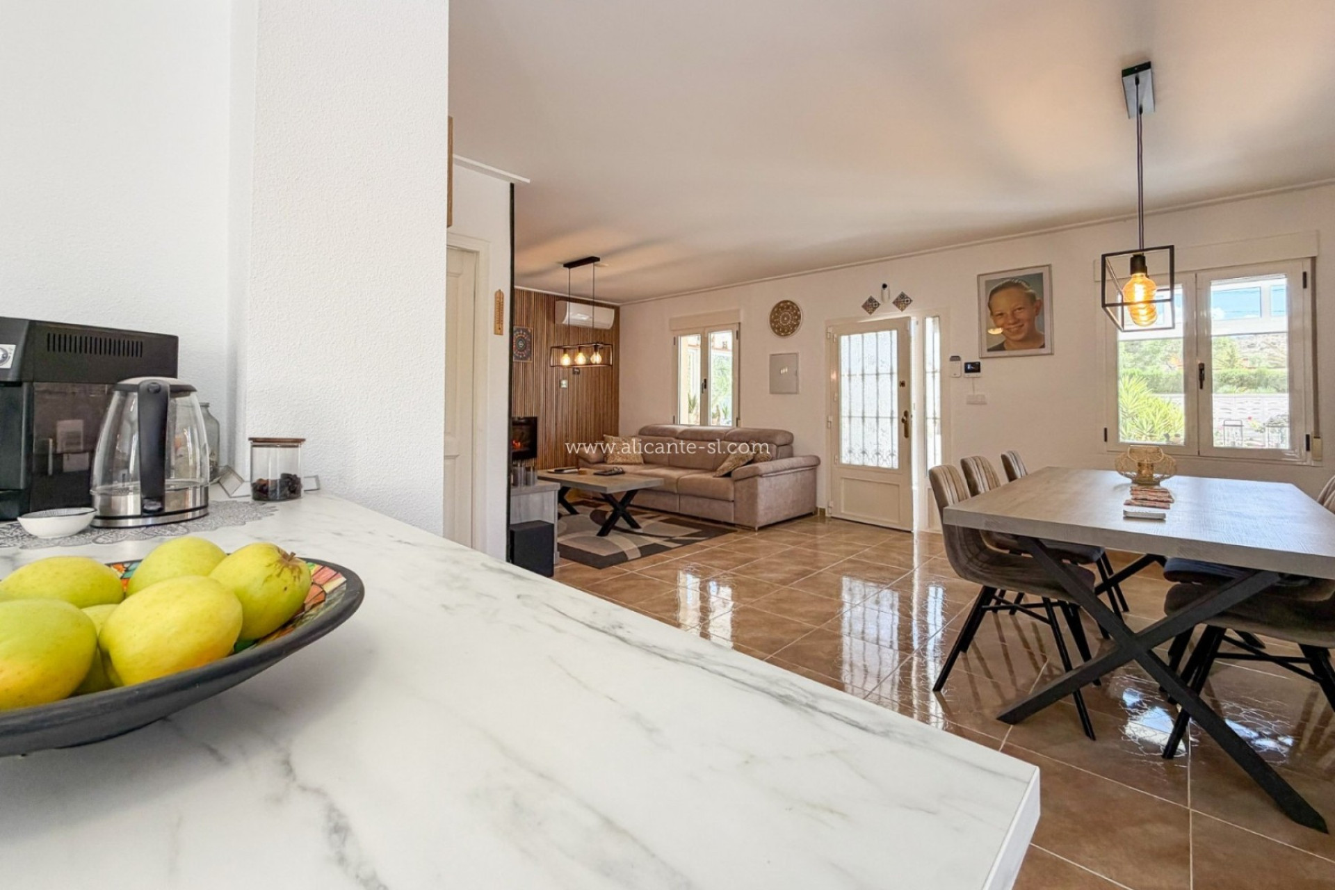 Resale - Villa -
Hondón de las Nieves - HONDON DE LAS NIEVES