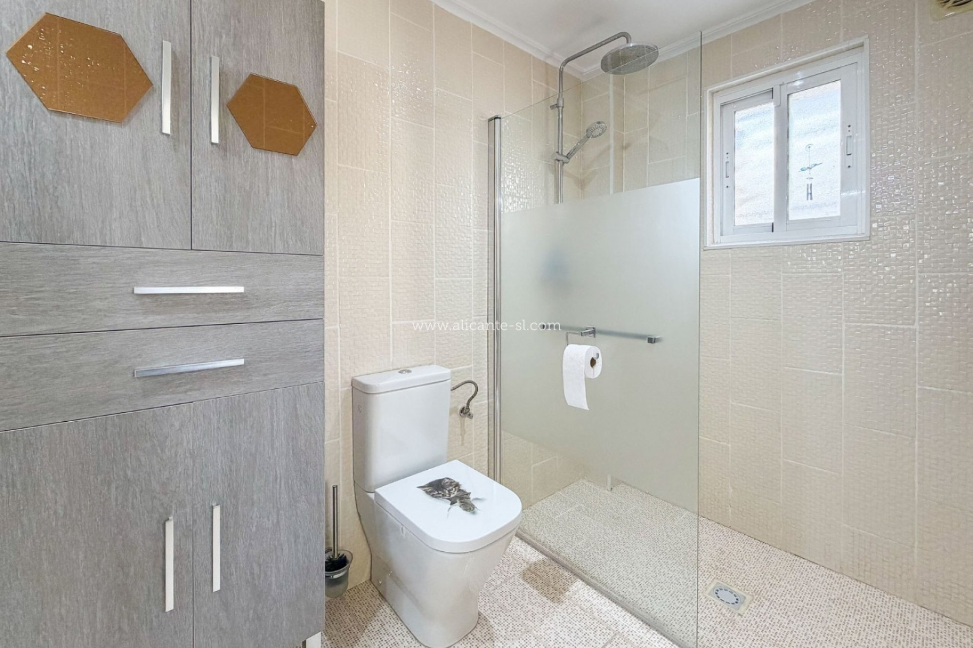 Resale - Villa -
Hondón de las Nieves - HONDON DE LAS NIEVES