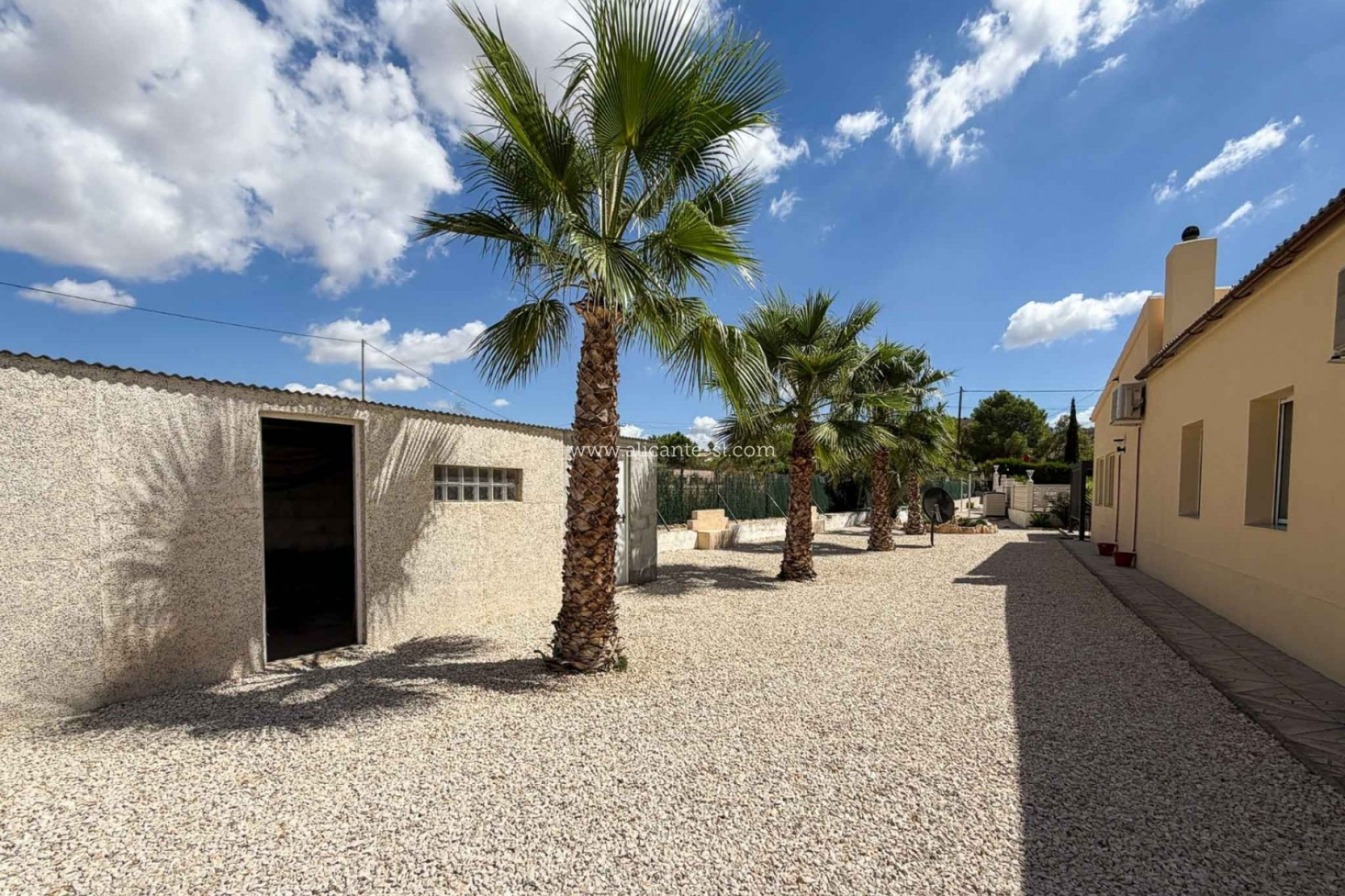 Resale - Villa -
Hondón de las Nieves - HONDON DE LAS NIEVES