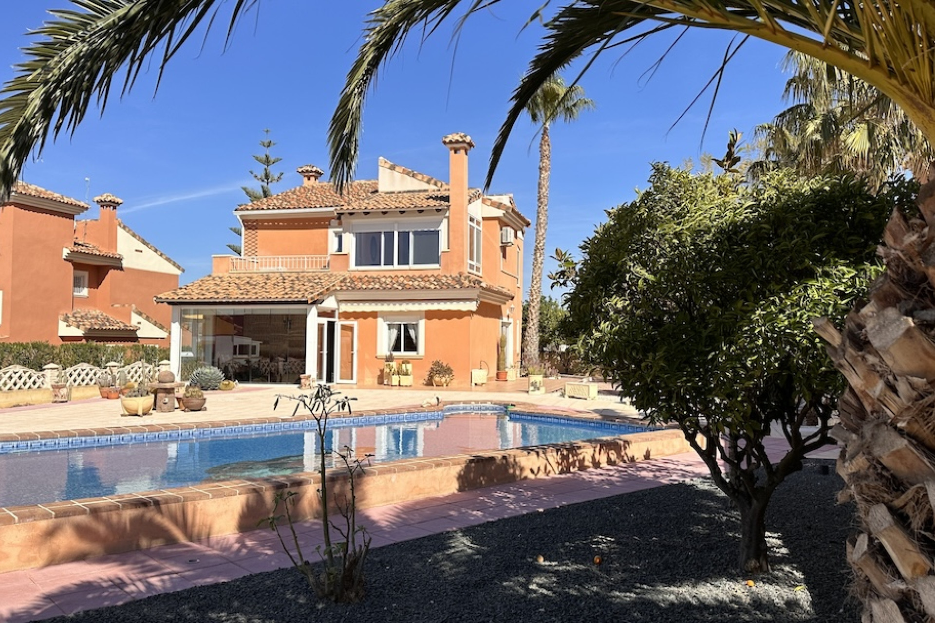 Resale - Villa -
Hondón de las Nieves - HONDON DE LAS NIEVES