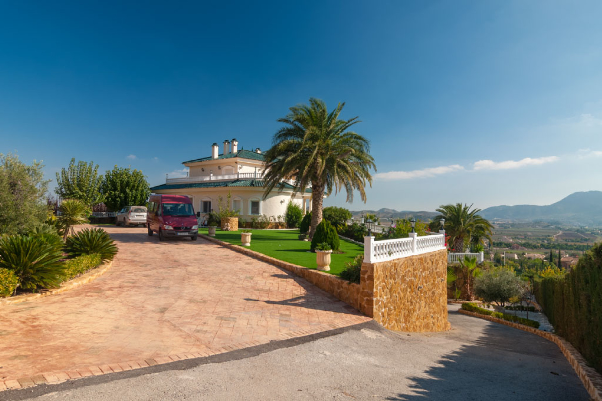 Resale - Villa -
Hondón de las Nieves - HONDON DE LAS NIEVES