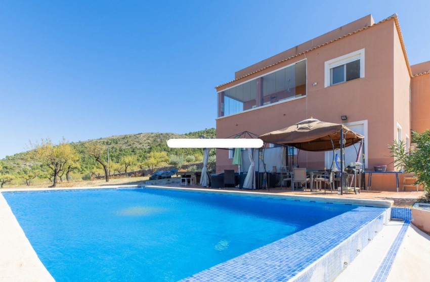 Resale - Villa -
Hondón de las Nieves - HONDON DE LAS NIEVES