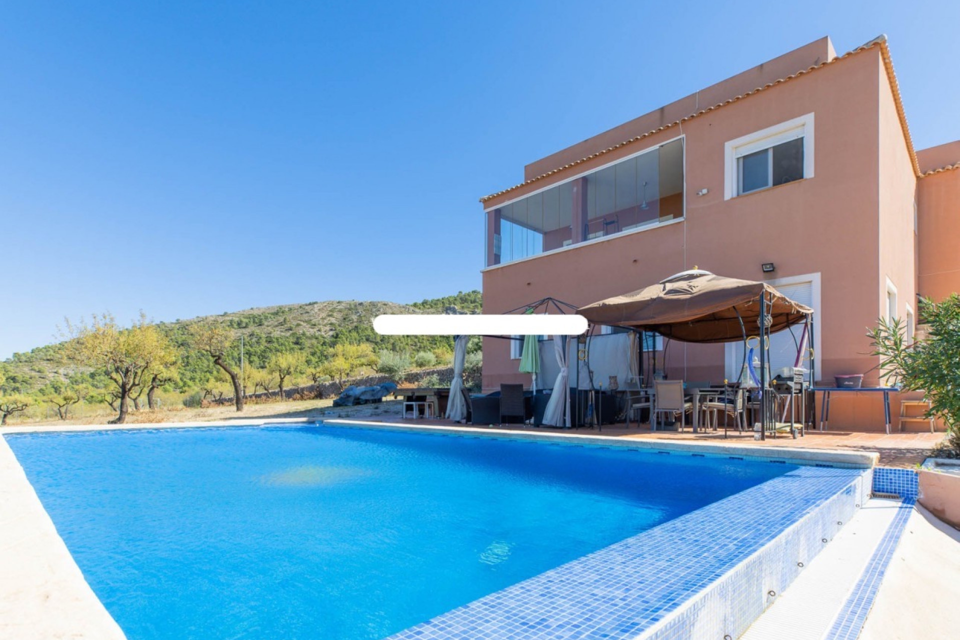 Resale - Villa -
Hondón de las Nieves - HONDON DE LAS NIEVES