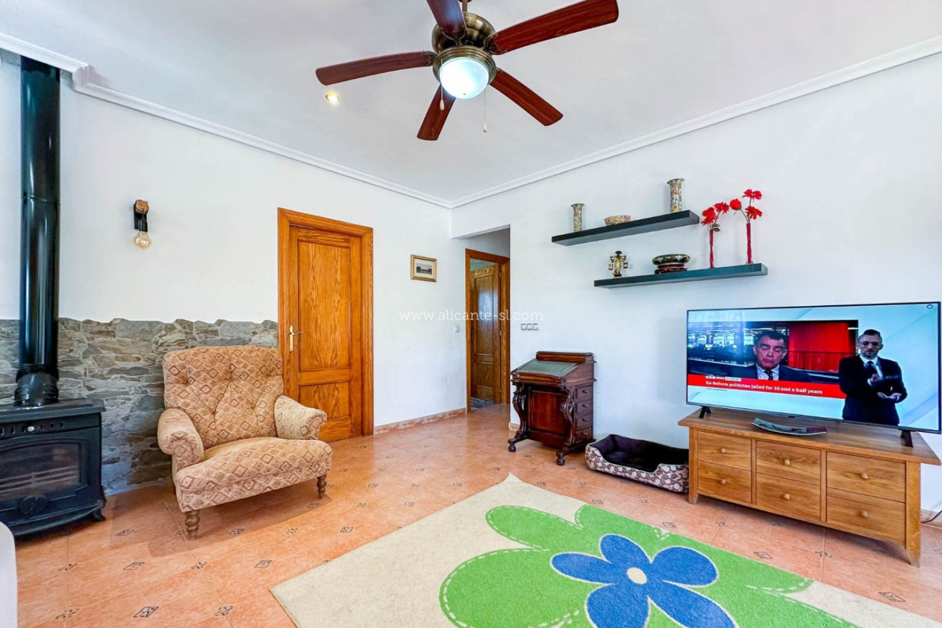 Resale - Villa -
Hondón de las Nieves - Pueblo